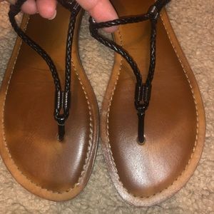 Black leather sandal